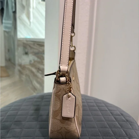 Coach Nolita 19 in Signature Canvas - Picture 5 of 12